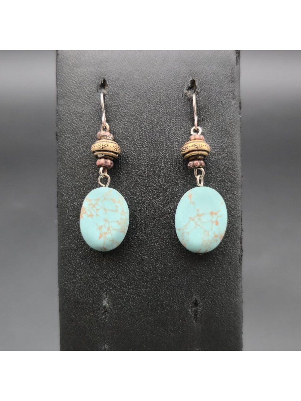 Southwestern Howlite Style Oval Stone Dangle Earrings A8630